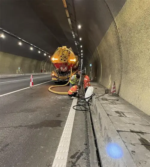 济源隧道排水渠清淤